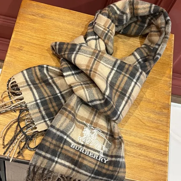 【BURBERRY バーバリー】スカーフ35*190CM 241108 【BURBERRY バーバリー】スカーフ35*190CM 241108