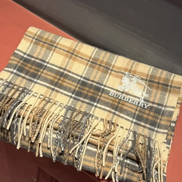 【BURBERRY バーバリー】スカーフ35*190CM 241108 【BURBERRY バーバリー】スカーフ35*190CM 241108