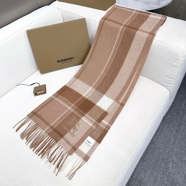 【BURBERRY バーバリー】スカーフ30*180CM 241108 【BURBERRY バーバリー】スカーフ30*180CM 241108
