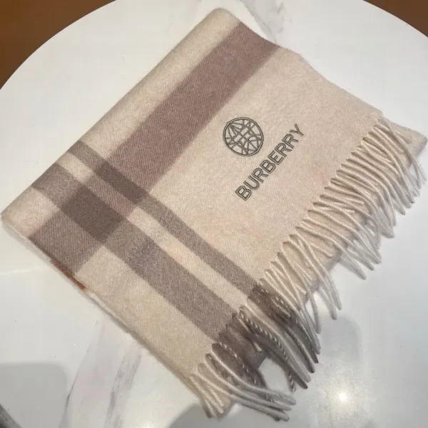 【BURBERRY バーバリー】スカーフ32*180CM 241108 【BURBERRY バーバリー】スカーフ32*180CM 241108