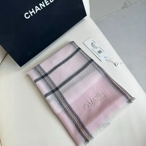 【CHANEL シャネル 】スカーフ80*200CM 241209 【CHANEL シャネル 】スカーフ80*200CM 241209