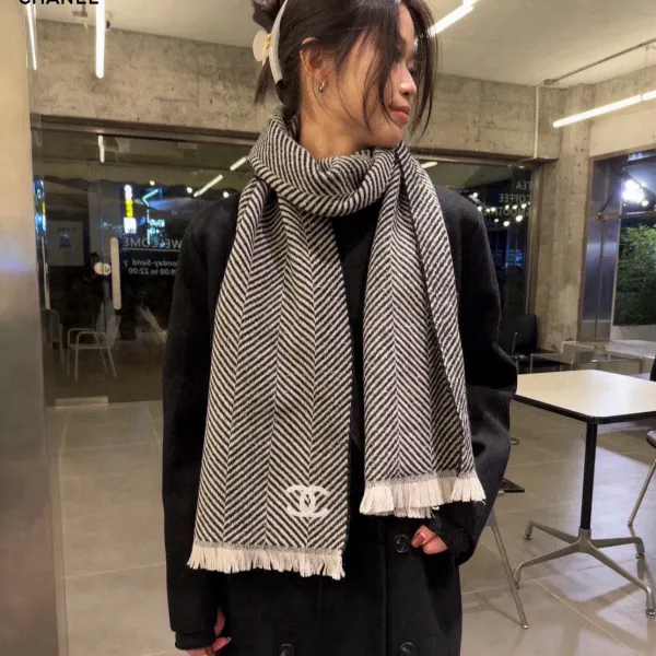 【CHANEL シャネル 】スカーフ35*180CM 241209 【CHANEL シャネル 】スカーフ35*180CM 241209