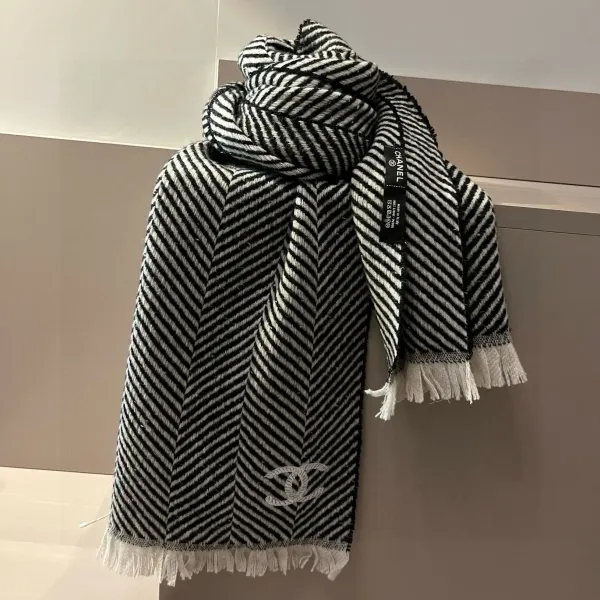 【CHANEL シャネル 】スカーフ35*180CM 241209 【CHANEL シャネル 】スカーフ35*180CM 241209