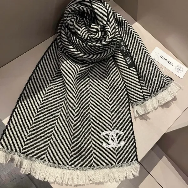 【CHANEL シャネル 】スカーフ35*180CM 241209 【CHANEL シャネル 】スカーフ35*180CM 241209