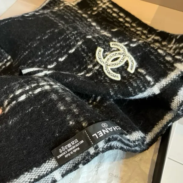 【CHANEL シャネル 】スカーフ32*186CM 241209 【CHANEL シャネル 】スカーフ32*186CM 241209