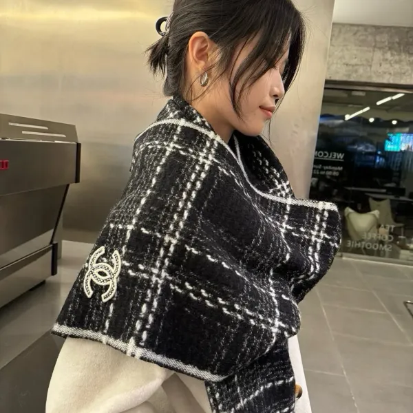 【CHANEL シャネル 】スカーフ32*186CM 241209 【CHANEL シャネル 】スカーフ32*186CM 241209