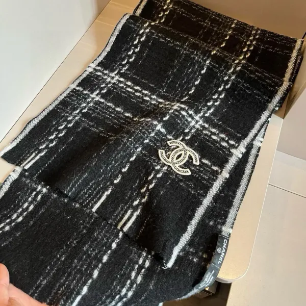 【CHANEL シャネル 】スカーフ32*186CM 241209 【CHANEL シャネル 】スカーフ32*186CM 241209