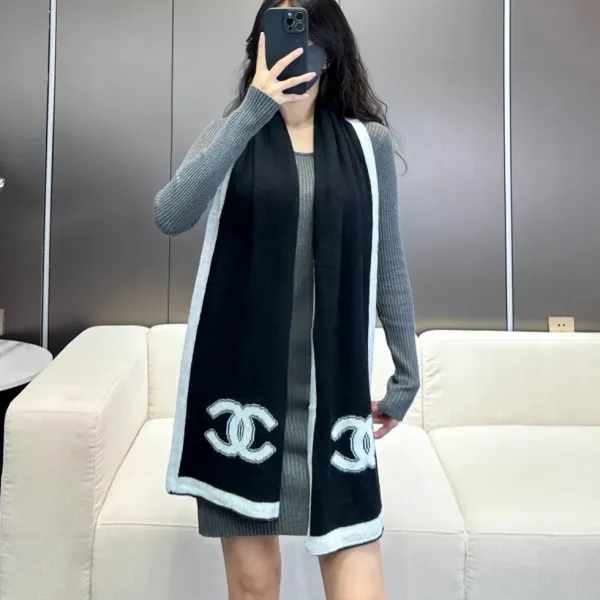 【CHANEL シャネル 】スカーフ30*180CM 241209 【CHANEL シャネル 】スカーフ30*180CM 241209