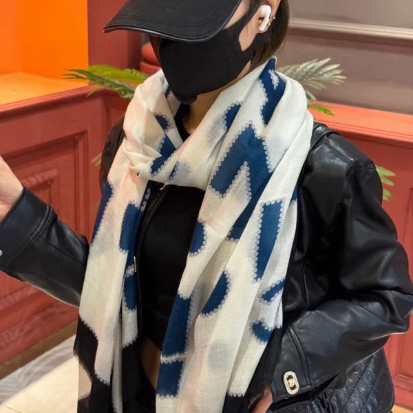 【CHANEL シャネル 】スカーフ100*200CM 241209 【CHANEL シャネル 】スカーフ100*200CM 241209