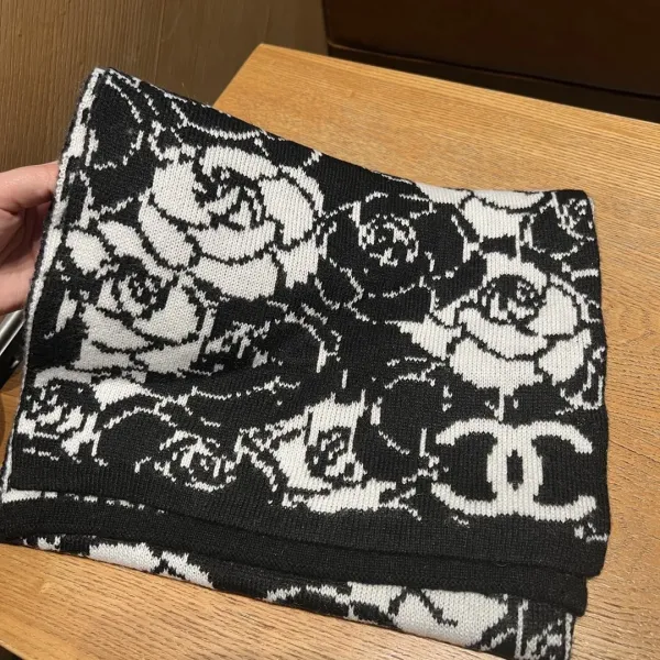 【CHANEL シャネル 】スカーフ80*200CM 241209 【CHANEL シャネル 】スカーフ80*200CM 241209