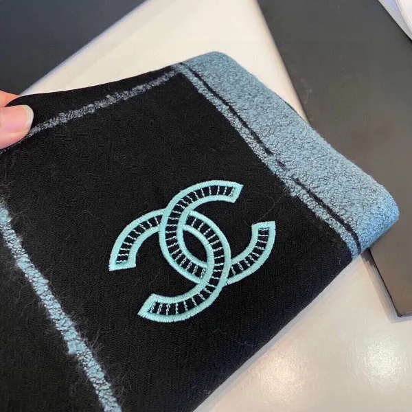 【CHANEL シャネル 】スカーフ90*200CM 241107 【CHANEL シャネル 】スカーフ90*200CM 241107