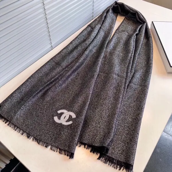 【CHANEL シャネル 】スカーフ70*200CM 241107 【CHANEL シャネル 】スカーフ70*200CM 241107