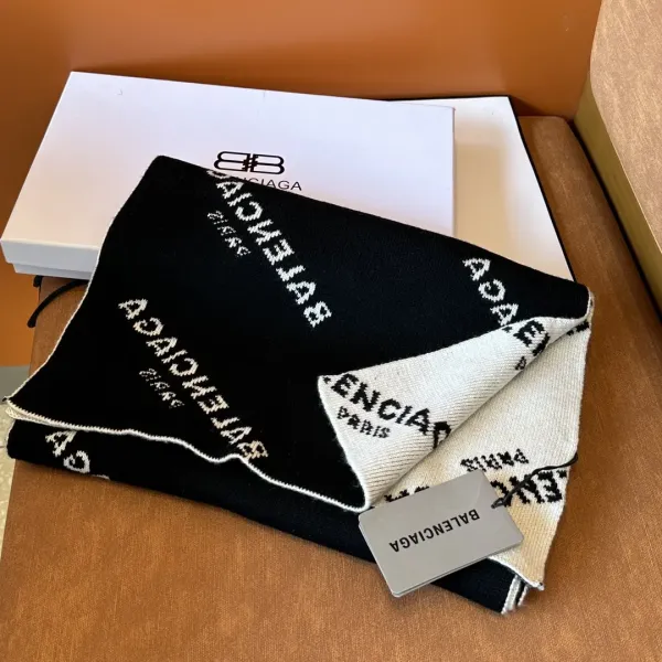 【BALENCIAGA バレンシアガ】スカーフ38*220CM 241109 【BALENCIAGA バレンシアガ】スカーフ38*220CM 241109