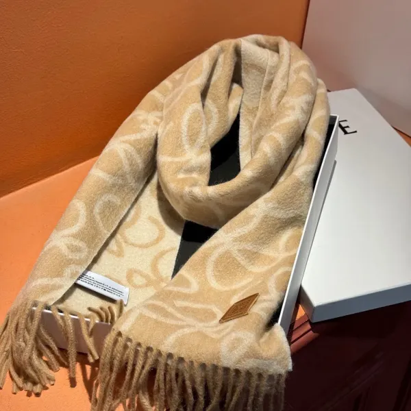 【LOEWE ロエベ】スカーフ 35*200CM 241207 【LOEWE ロエベ】スカーフ 35*200CM 241207