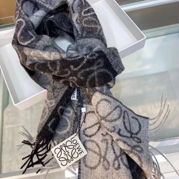 【LOEWE ロエベ】スカーフ40*200CM 241207 【LOEWE ロエベ】スカーフ40*200CM 241207