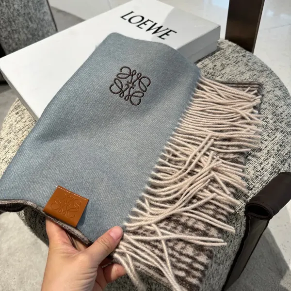 【LOEWE ロエベ】スカーフ 35*180CM 241207 【LOEWE ロエベ】スカーフ 35*180CM 241207