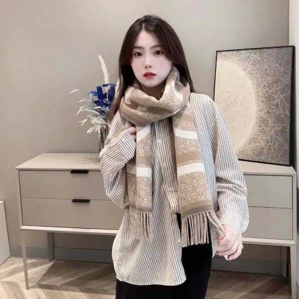 【LOEWE ロエベ】スカーフ 30*180CM   241207