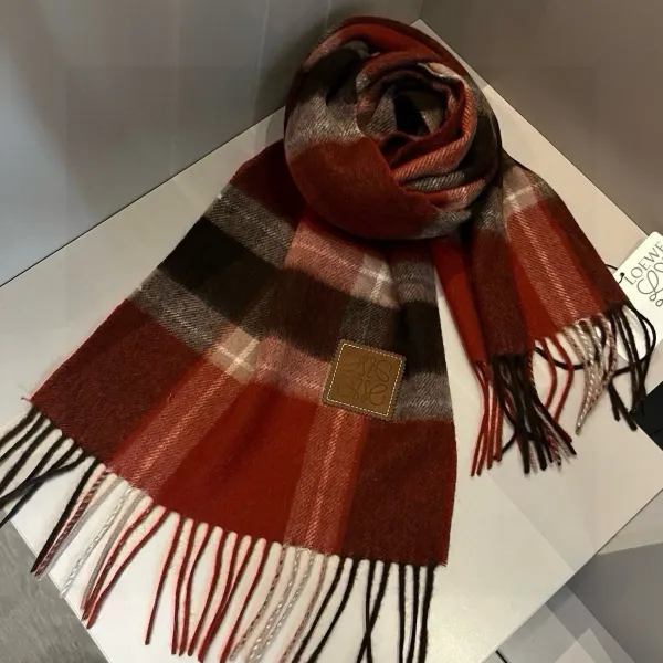 【LOEWE ロエベ】スカーフ 30*180CM 241207 【LOEWE ロエベ】スカーフ 30*180CM 241207