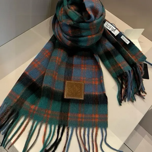 【LOEWE ロエベ】スカーフ 30*180CM 241207 【LOEWE ロエベ】スカーフ 30*180CM 241207