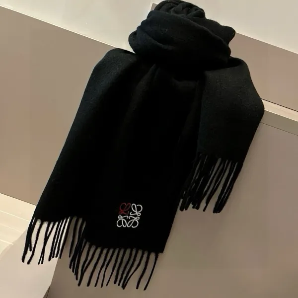 【LOEWE ロエベ】スカーフ 30*180CM 241207 【LOEWE ロエベ】スカーフ 30*180CM 241207