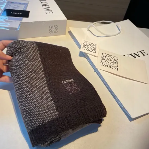 【LOEWE ロエベ】スカーフ 30*190CM 241109 【LOEWE ロエベ】スカーフ 30*190CM 241109