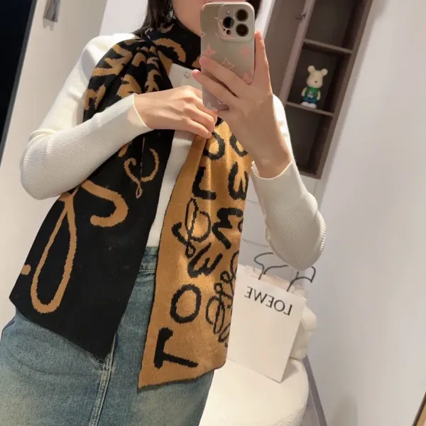 【LOEWE ロエベ】スカーフ 30*190CM 241109 【LOEWE ロエベ】スカーフ 30*190CM 241109