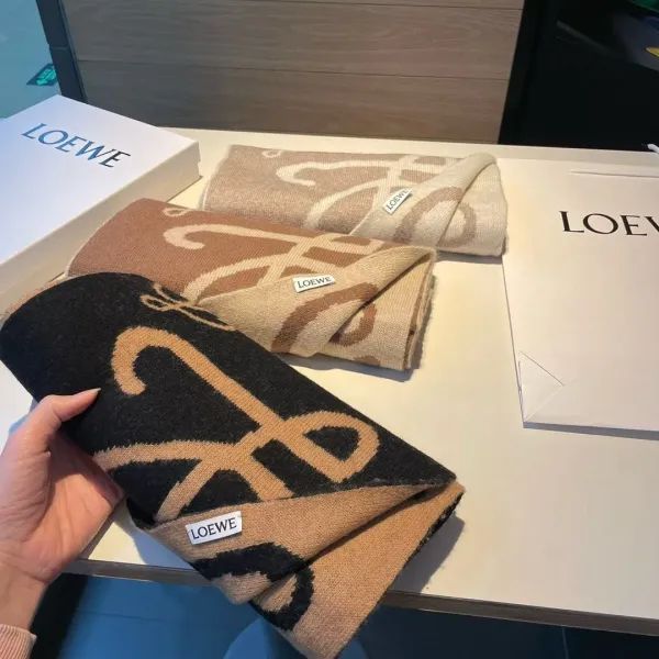 【LOEWE ロエベ】スカーフ 30*190CM 241109 【LOEWE ロエベ】スカーフ 30*190CM 241109