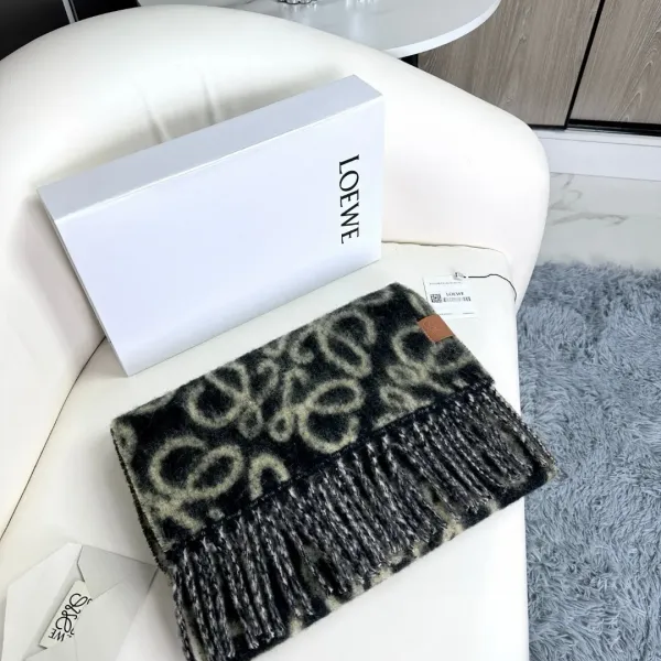 【LOEWE ロエベ】スカーフ 30*180CM 241109 【LOEWE ロエベ】スカーフ 30*180CM 241109