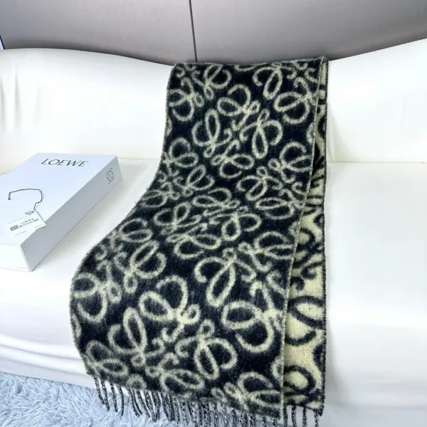 【LOEWE ロエベ】スカーフ 30*180CM 241109 【LOEWE ロエベ】スカーフ 30*180CM 241109