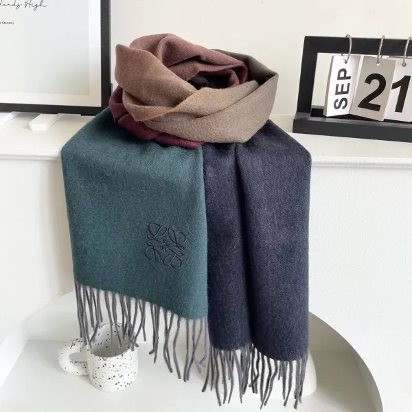 【LOEWE ロエベ】スカーフ32*180CM 241109 【LOEWE ロエベ】スカーフ32*180CM 241109