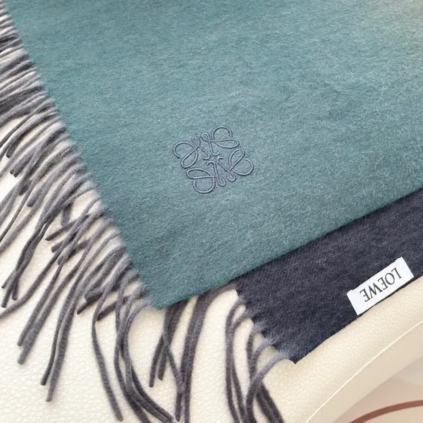 【LOEWE ロエベ】スカーフ32*180CM 241109 【LOEWE ロエベ】スカーフ32*180CM 241109