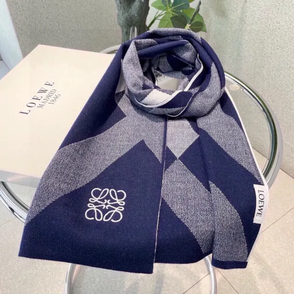【LOEWE ロエベ】スカーフ32*180CM 241109 【LOEWE ロエベ】スカーフ32*180CM 241109