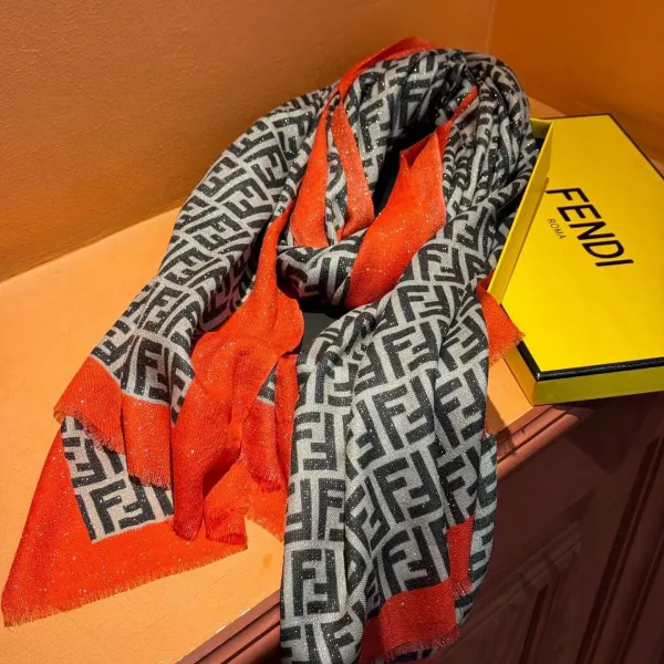 【FENDI フェンディ】スカーフ 30*180CM 241207 【FENDI フェンディ】スカーフ 30*180CM 241207