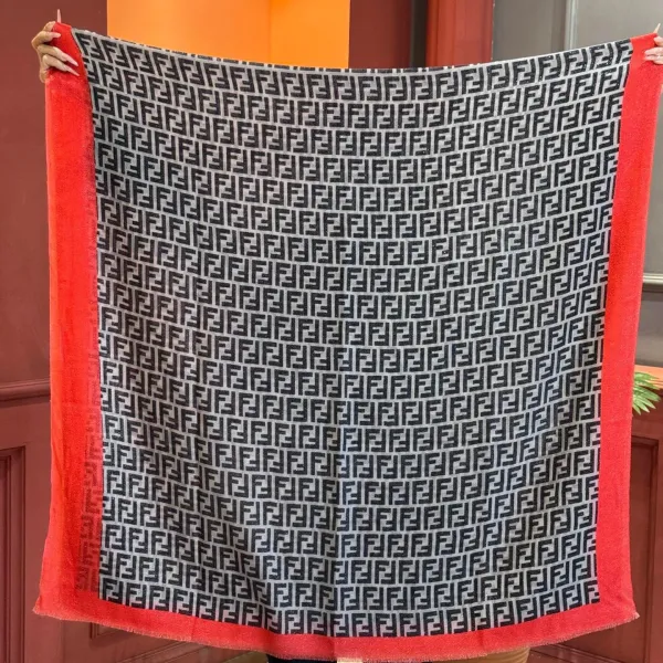 【FENDI フェンディ】スカーフ 30*180CM 241207 【FENDI フェンディ】スカーフ 30*180CM 241207