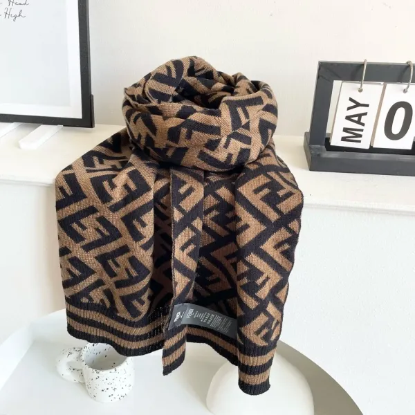 【FENDI フェンディ】スカーフ 180*32CM 241207 【FENDI フェンディ】スカーフ 180*32CM 241207