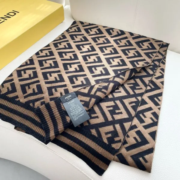【FENDI フェンディ】スカーフ 180*32CM 241207 【FENDI フェンディ】スカーフ 180*32CM 241207