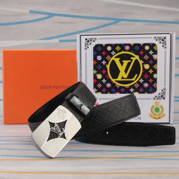 LV【LOUIS VUITTON】(ルイヴィトン) 3.8cmベルト メンズ 240903 LV【LOUIS VUITTON】(ルイヴィトン) 3.8cmベルト メンズ 240903