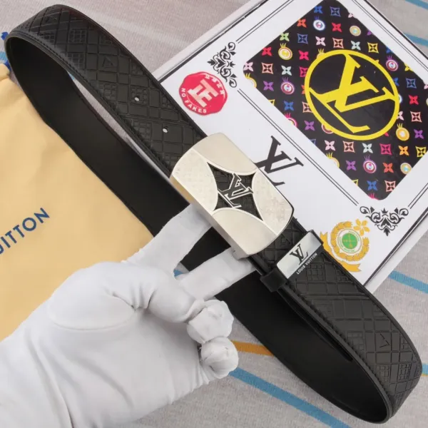 LV【LOUIS VUITTON】(ルイヴィトン) 3.8cmベルト メンズ 240903 LV【LOUIS VUITTON】(ルイヴィトン) 3.8cmベルト メンズ 240903