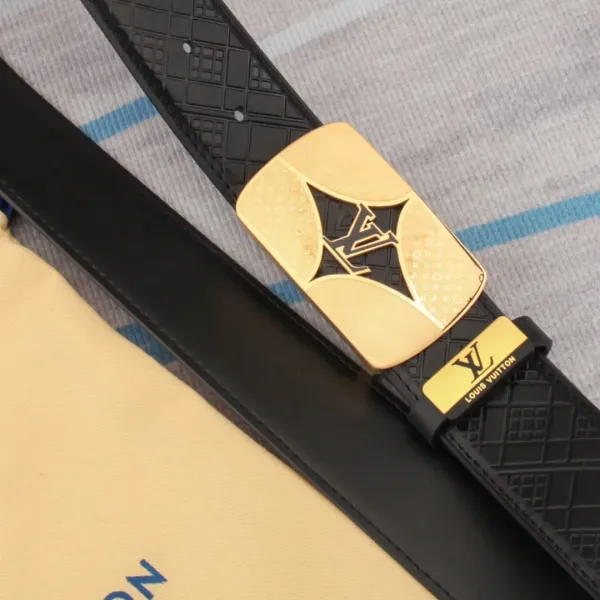 LV【LOUIS VUITTON】(ルイヴィトン) 3.8cmベルト メンズ 240903 LV【LOUIS VUITTON】(ルイヴィトン) 3.8cmベルト メンズ 240903