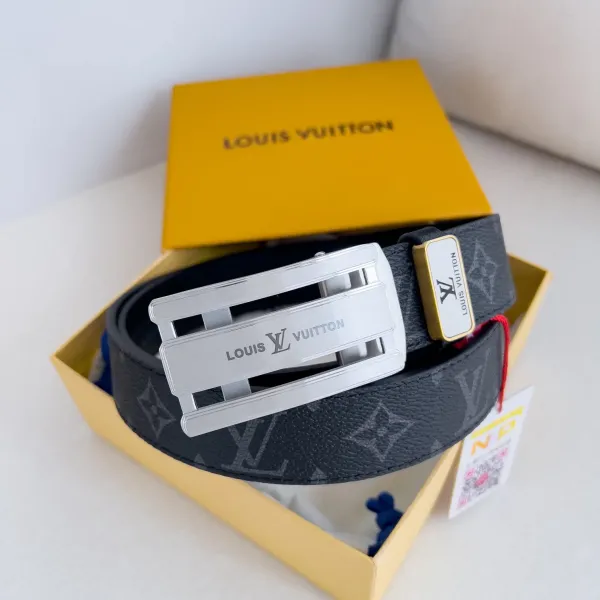 LV【LOUIS VUITTON】(ルイヴィトン) 3.5cmベルト メンズ 240903 LV【LOUIS VUITTON】(ルイヴィトン) 3.5cmベルト メンズ 240903