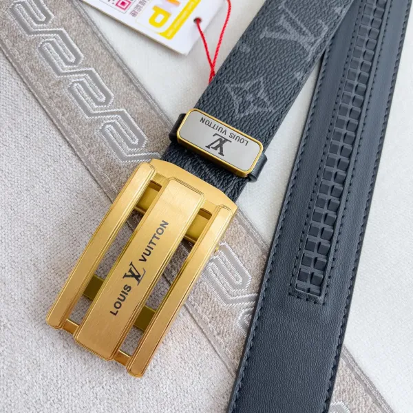 LV【LOUIS VUITTON】(ルイヴィトン) 3.5cmベルト メンズ 240903 LV【LOUIS VUITTON】(ルイヴィトン) 3.5cmベルト メンズ 240903