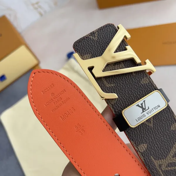【 LOUIS VUITTON】(ルイヴィトン) 3.8cmベルト メンズ