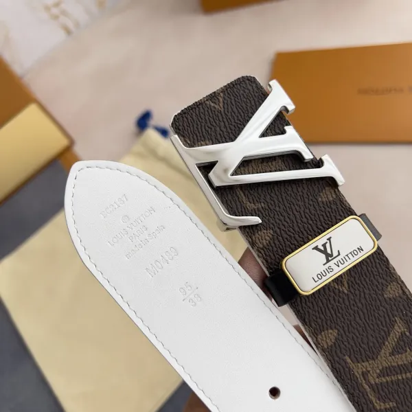 【 LOUIS VUITTON】(ルイヴィトン) 3.8cmベルト メンズ