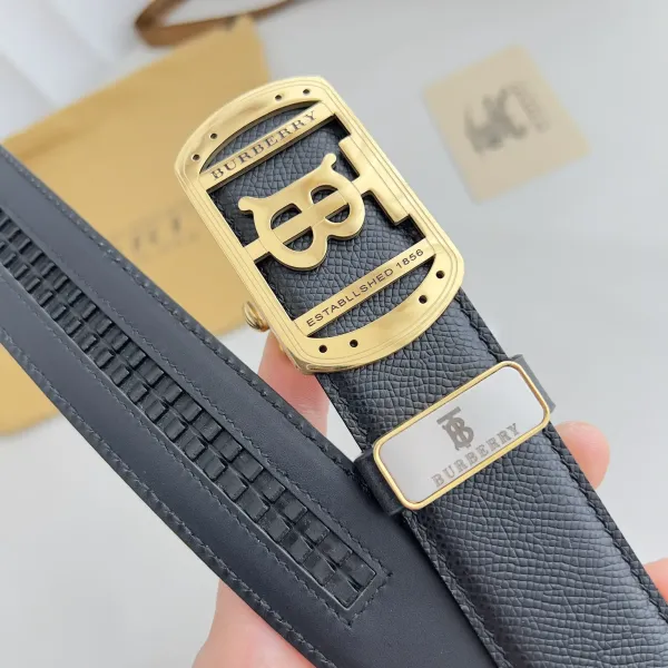 【BURBERRY】(バーバリー) 3.5cmベルト メンズ 【BURBERRY】(バーバリー) 3.5cmベルト メンズ
