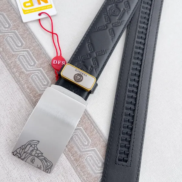 【VERSACE】(ヴェルサーチ) 3.5cmベルト メンズ 240903 【VERSACE】(ヴェルサーチ) 3.5cmベルト メンズ 240903