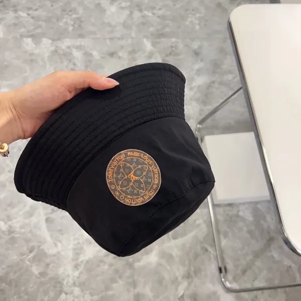 LV  LOUIS VUITTON( ルイヴィトン)フィッシャーマンズハット   241126