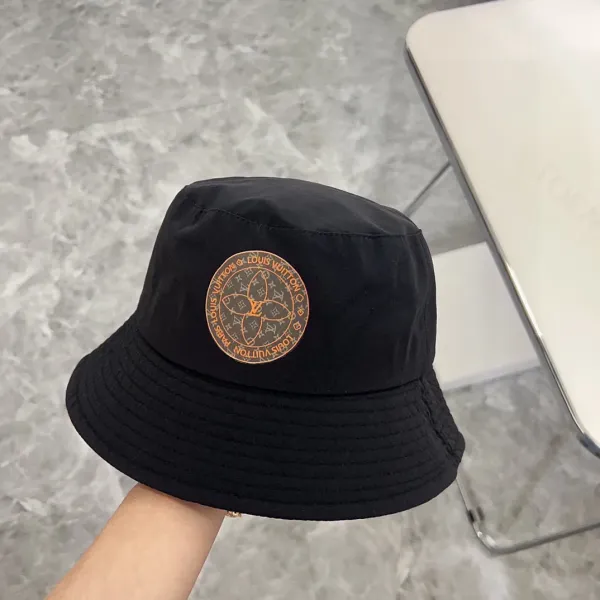 LV  LOUIS VUITTON( ルイヴィトン)フィッシャーマンズハット   241126