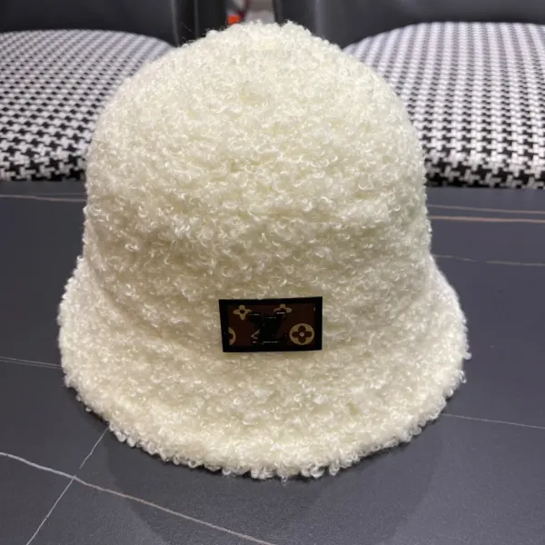 LV  LOUIS VUITTON( ルイヴィトン)フィッシャーマンズハット   241126