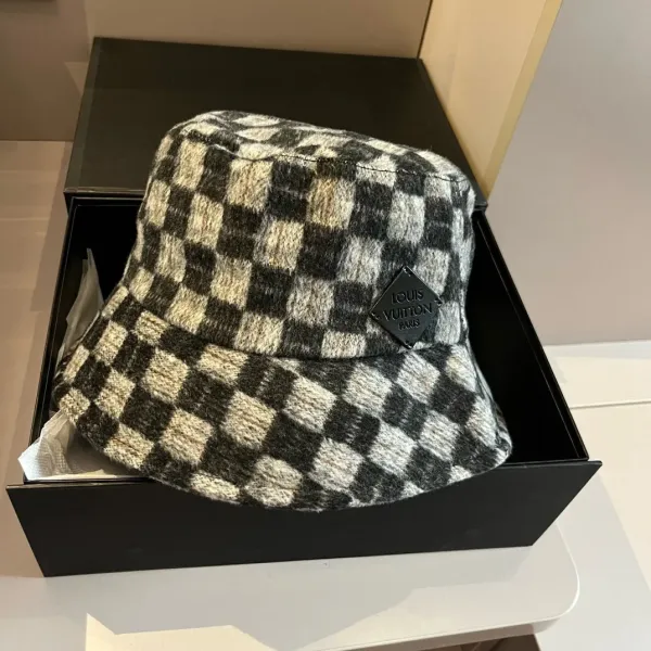 LV  LOUIS VUITTON( ルイヴィトン)フィッシャーマンズハット   241126