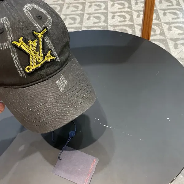 LV 【LOUIS VUITTON  ルイヴィトン】【数量限定】 野球帽 / ハット241011